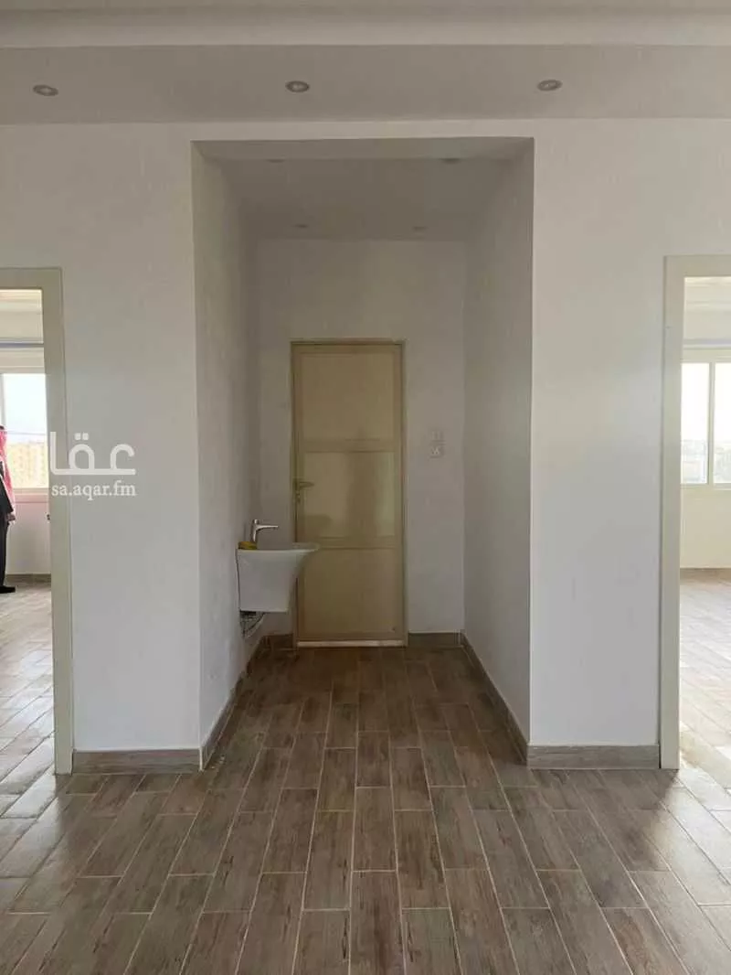 فيلا 5 غرف في بنبان 23