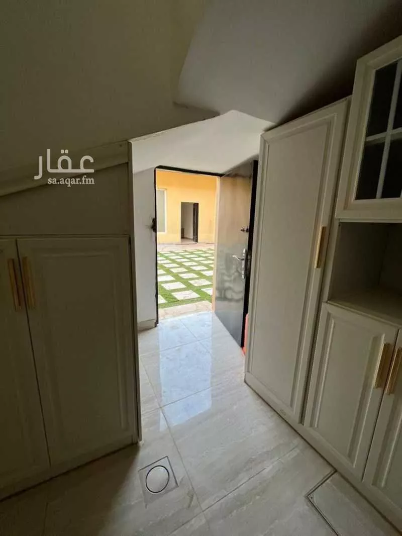 فيلا 5 غرف في بنبان 9