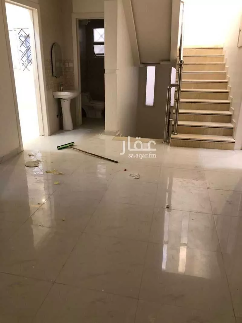 فيلا 9 غرف في الدار البيضاء 9