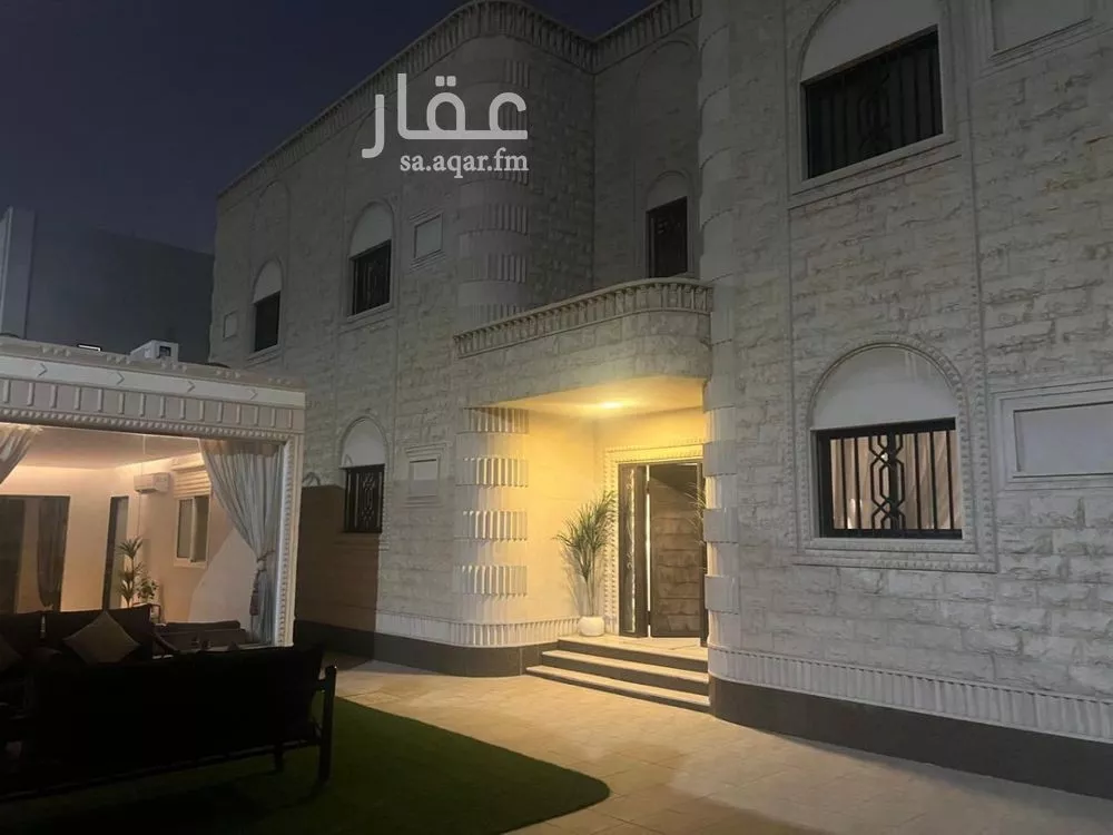 7 bedroom villa in Al Rawdah 2