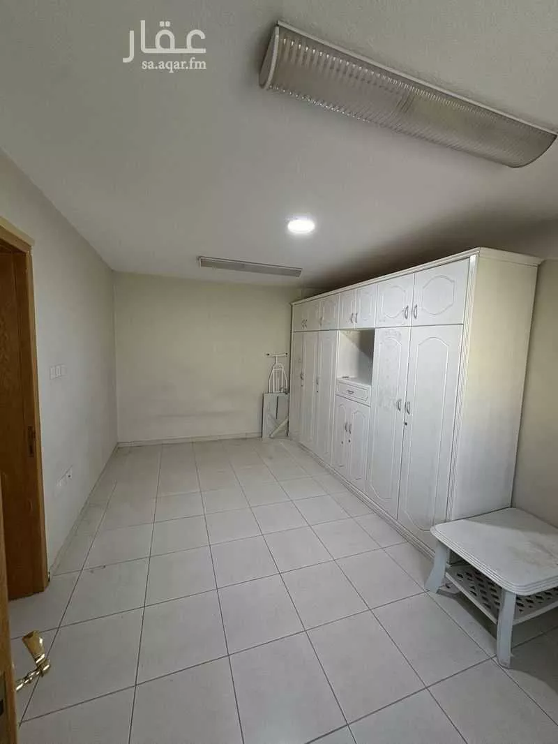 9 bedroom villa in Al Shuhada 13