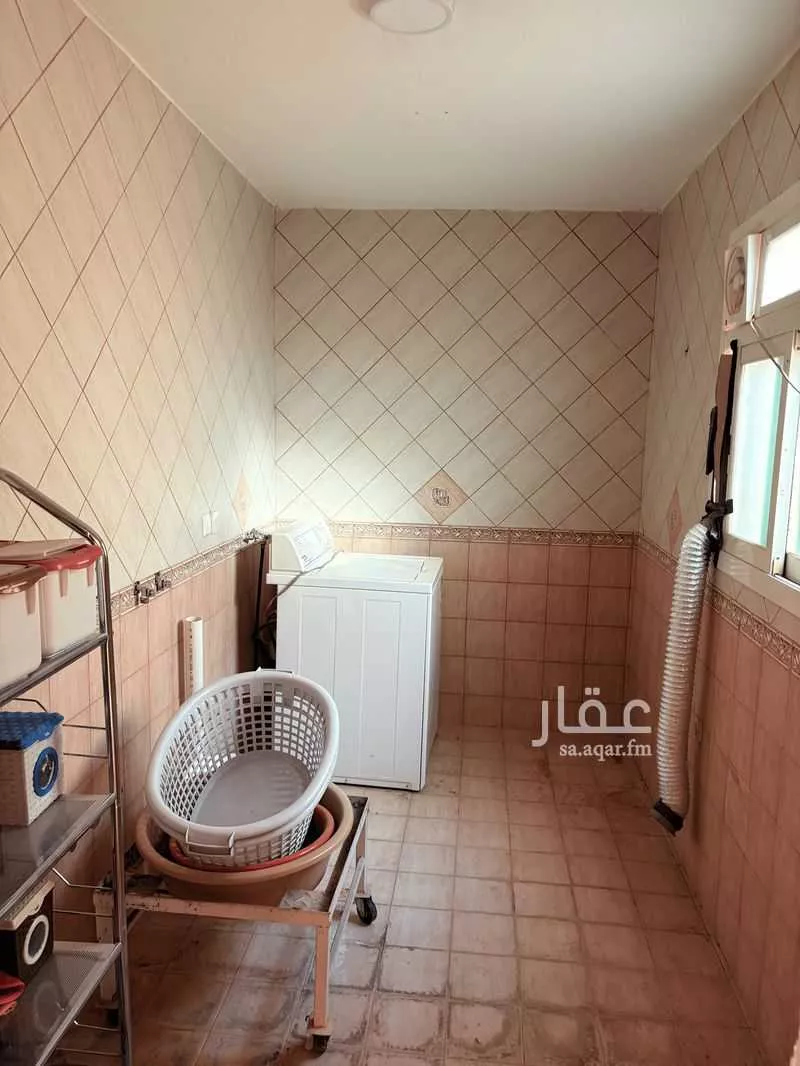 9 bedroom villa in Al Shuhada 14