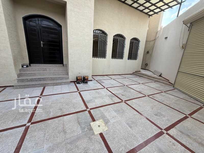 الطابق في عتود