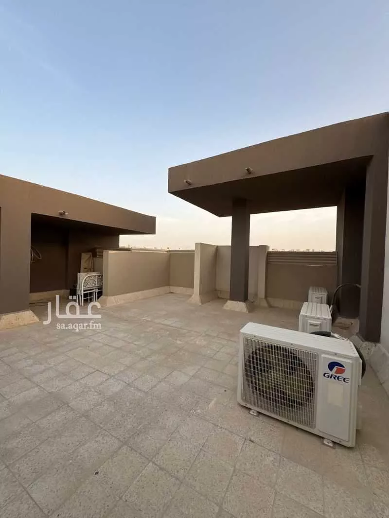 5 bedroom villa in Al Yasmin 11