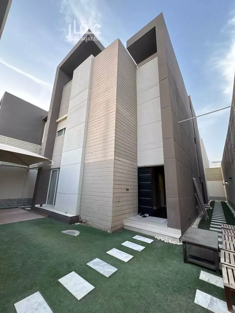 5 bedroom villa in Al Yasmin 4