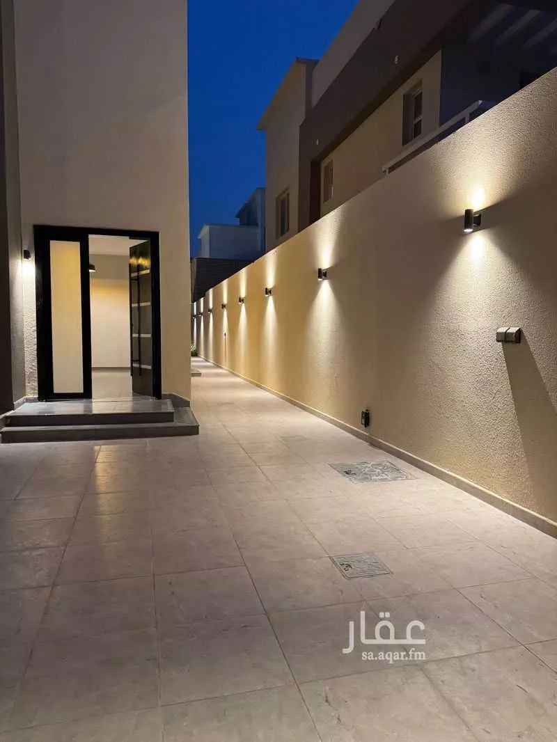 فيلا 5 غرف في الرمال 12
