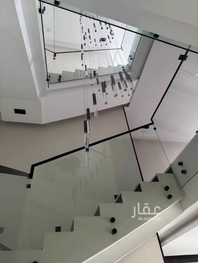 5 bedroom villa in Qurtubah 14
