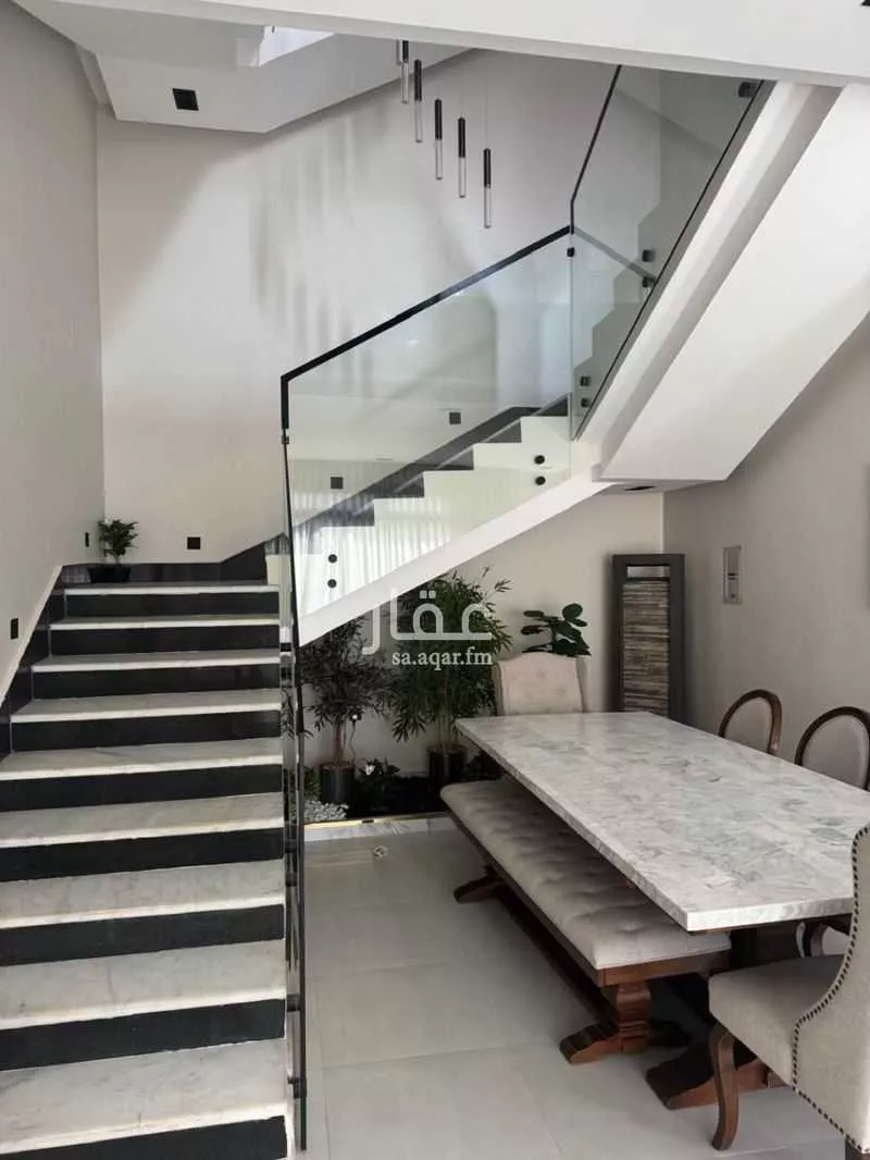 5 bedroom villa in Qurtubah 10