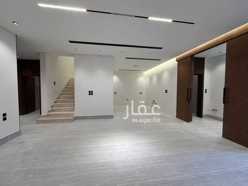 4 bedroom villa in Al Aridh 11