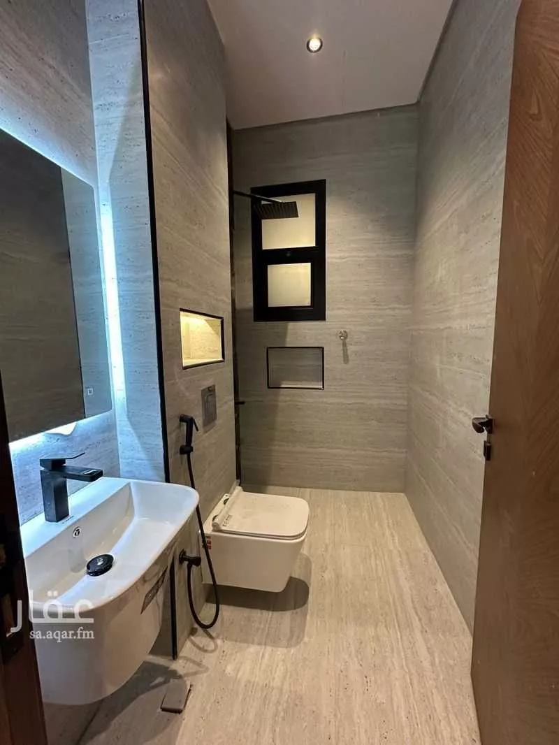 4 bedroom villa in Al Aridh 12