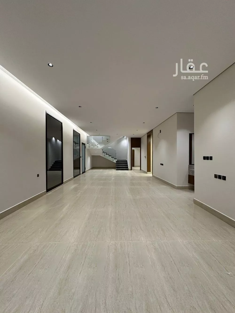 فيلا 5 غرف في طويق 12