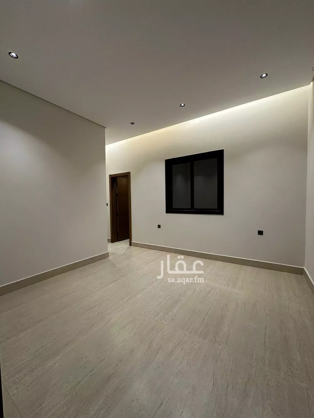 فيلا 5 غرف في طويق 15