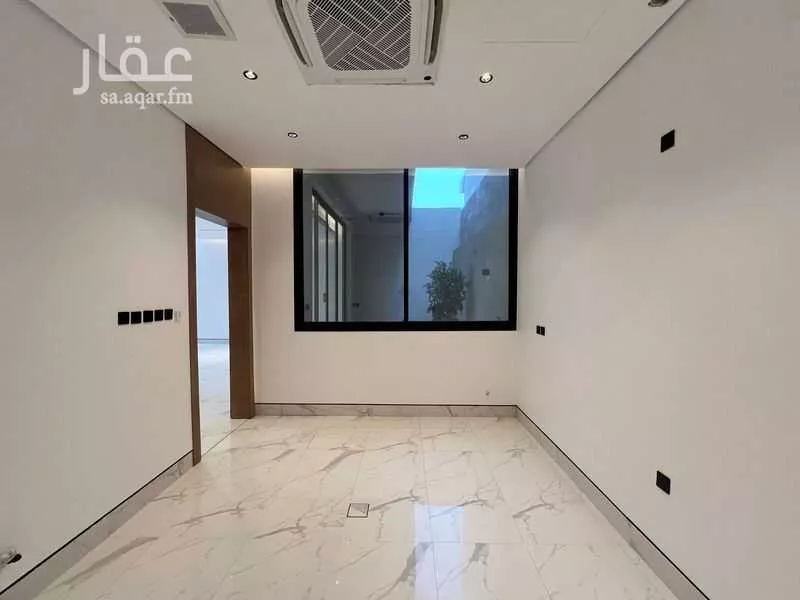فيلا 5 غرف في النرجس 17