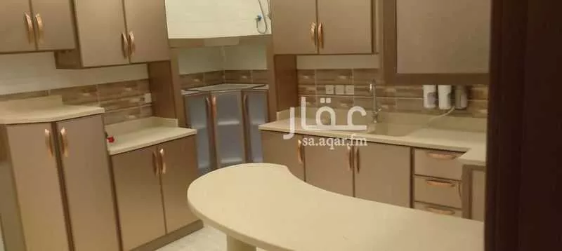 فيلا 5 غرف في العارض 7