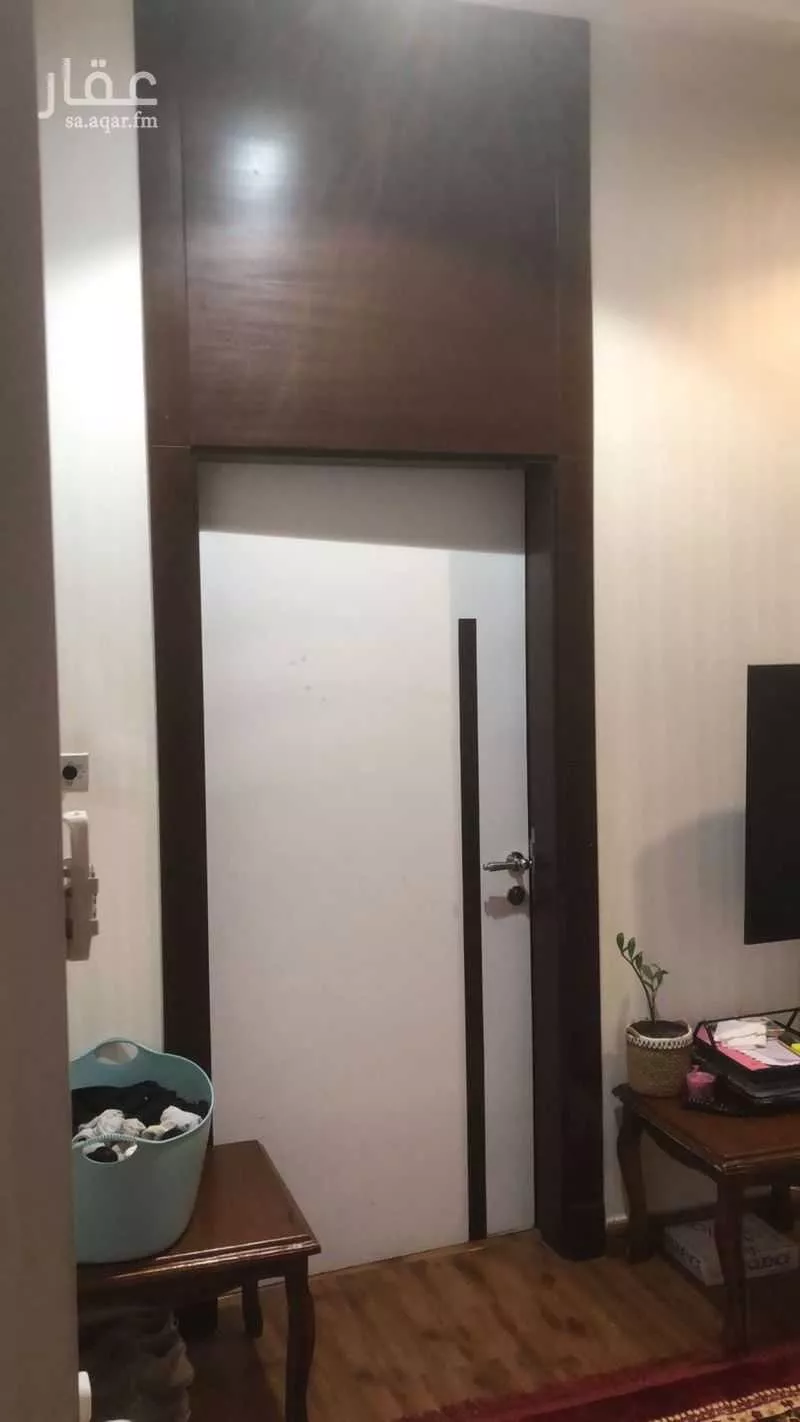 6 bedroom apartment in Al Sahafah 13