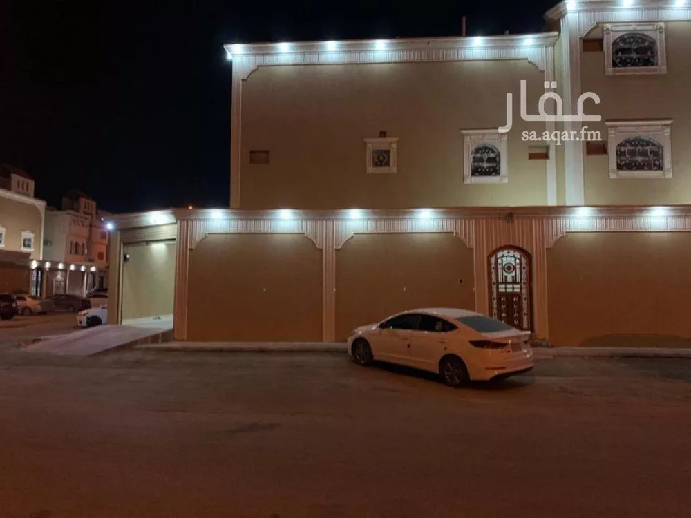 فيلا 5 غرف في الجنادرية 8