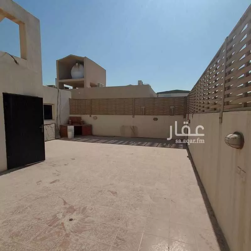 فيلا 14 غرف في النرجس 9