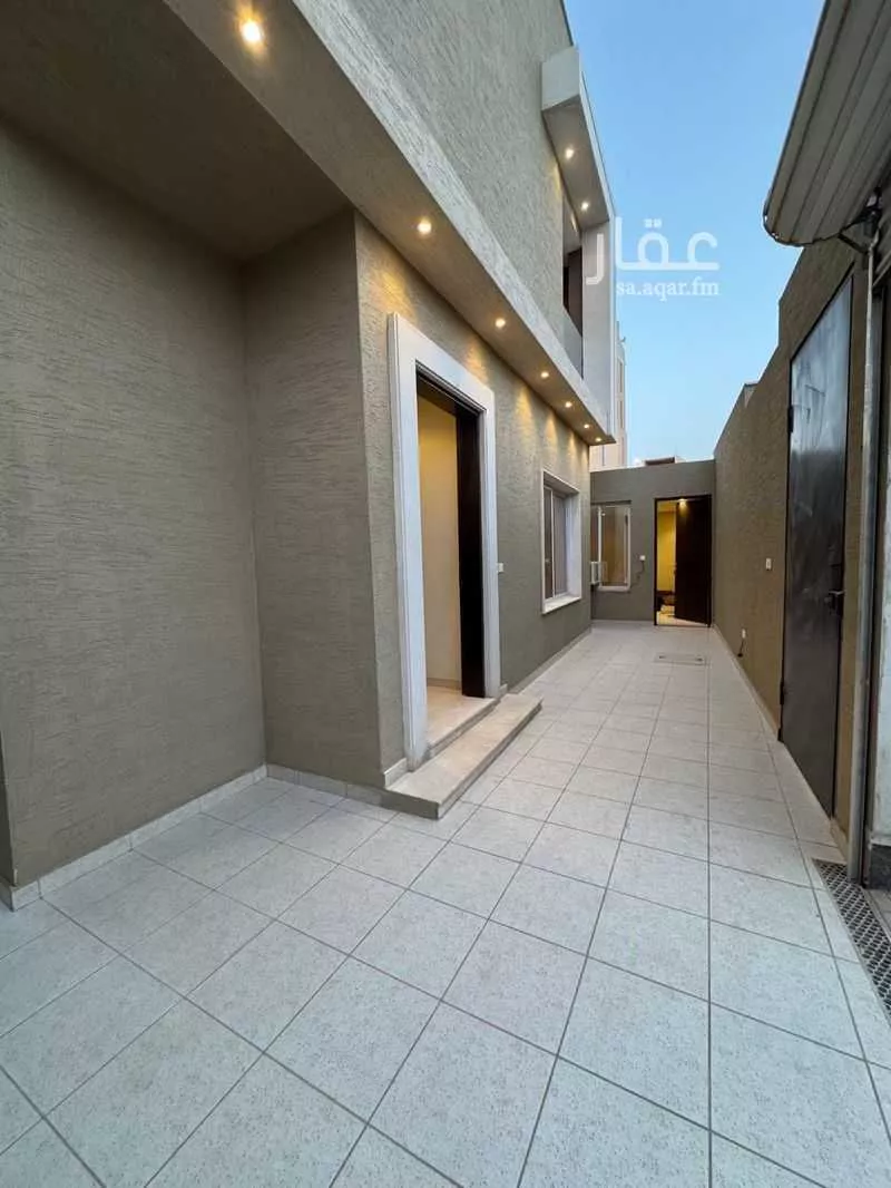6 bedroom villa in Tuwaiq 8