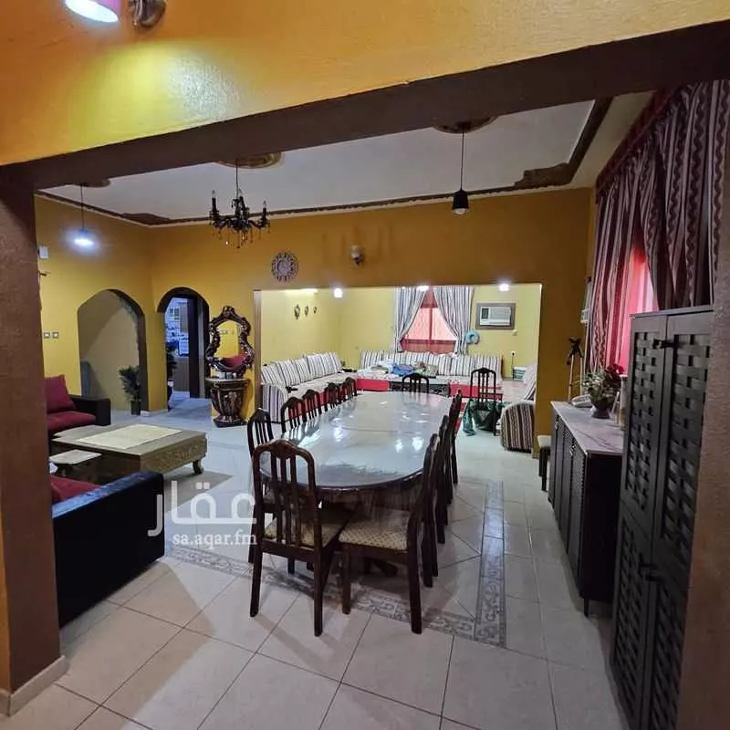 8 bedroom villa in Dhahrat Al Badiah 8