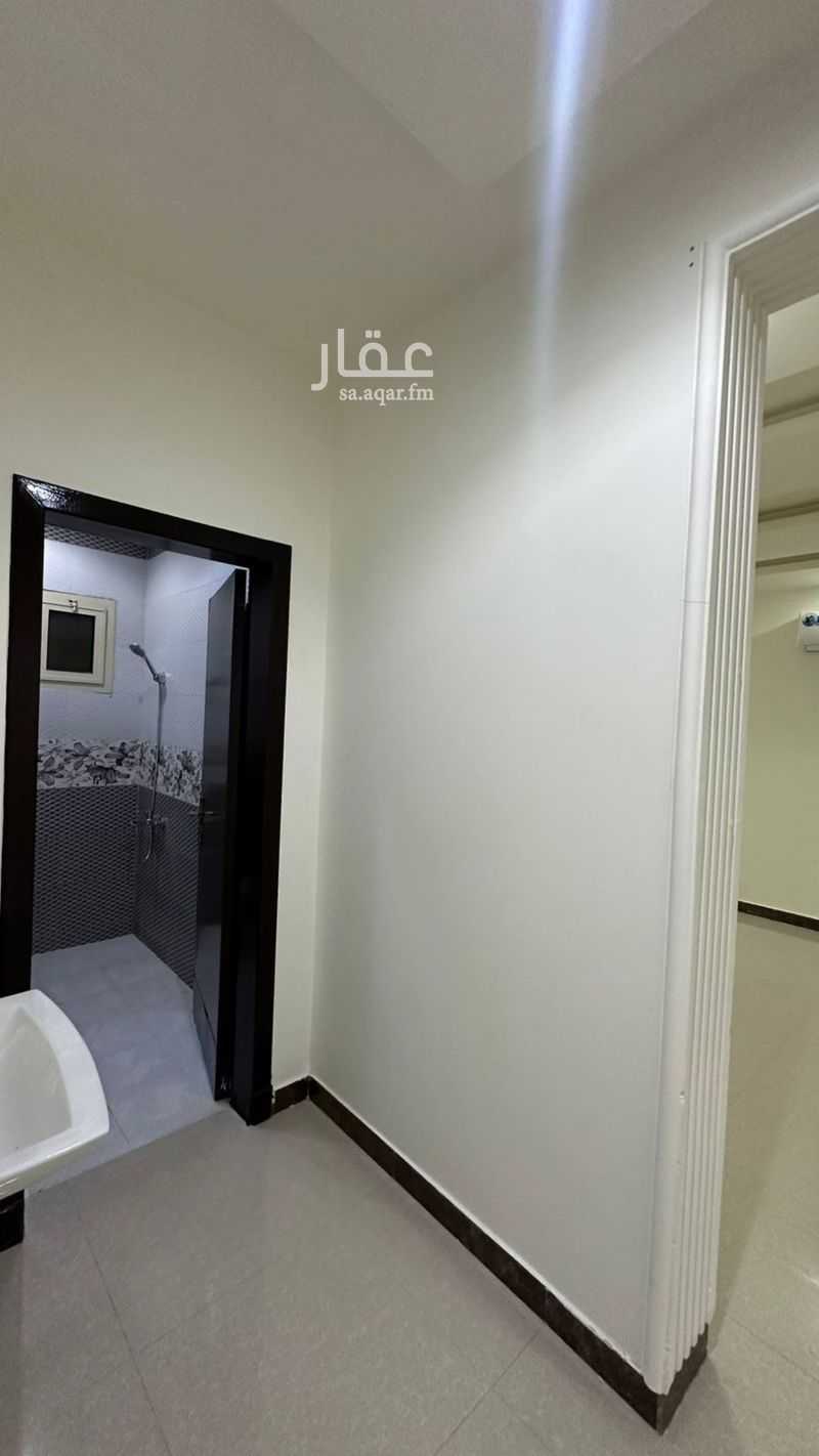 3 bedroom apartment in Al Yarmouk, Riyadh 7