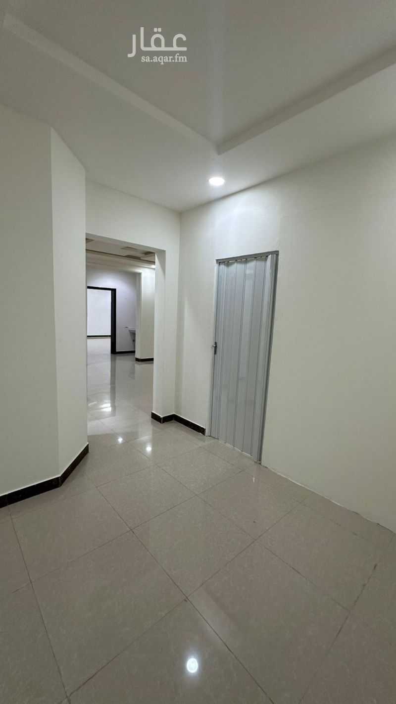 3 bedroom apartment in Al Yarmouk, Riyadh 5