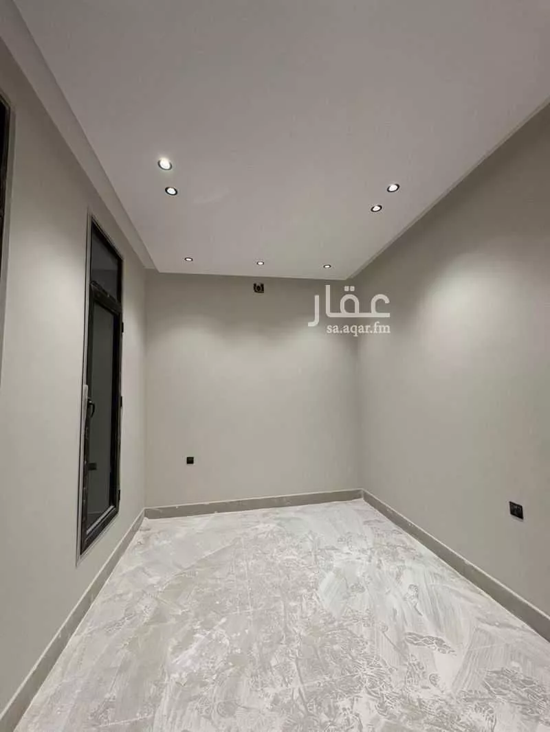 6 bedroom villa in Al Mahdiyyah 12
