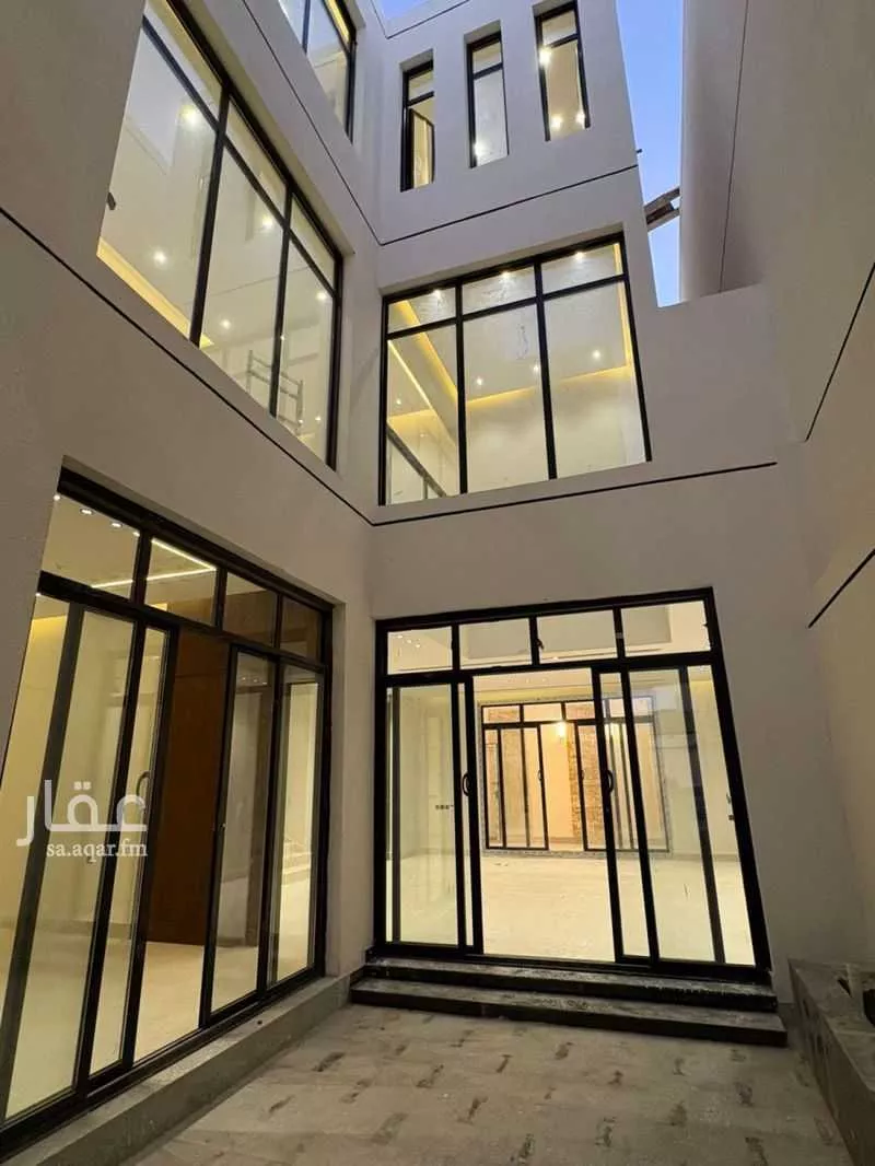 6 bedroom villa in Al Mahdiyyah 15