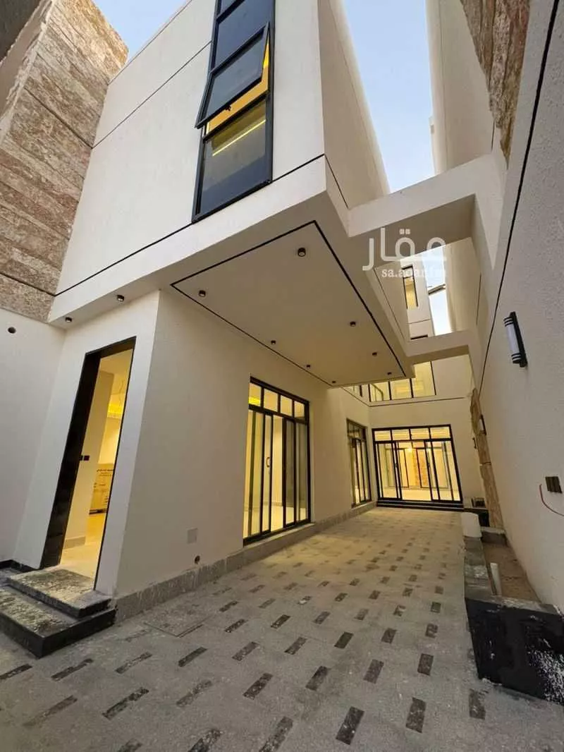 6 bedroom villa in Al Mahdiyyah 7