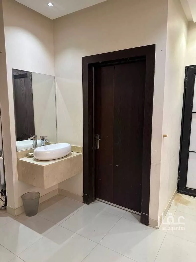 5 bedroom villa in Al Aridh 3