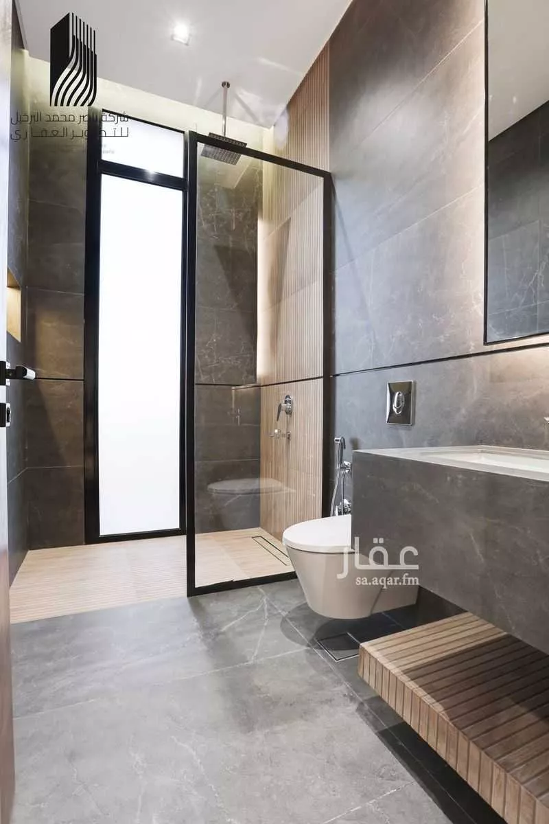 6 bedroom villa in Al Malqa 24