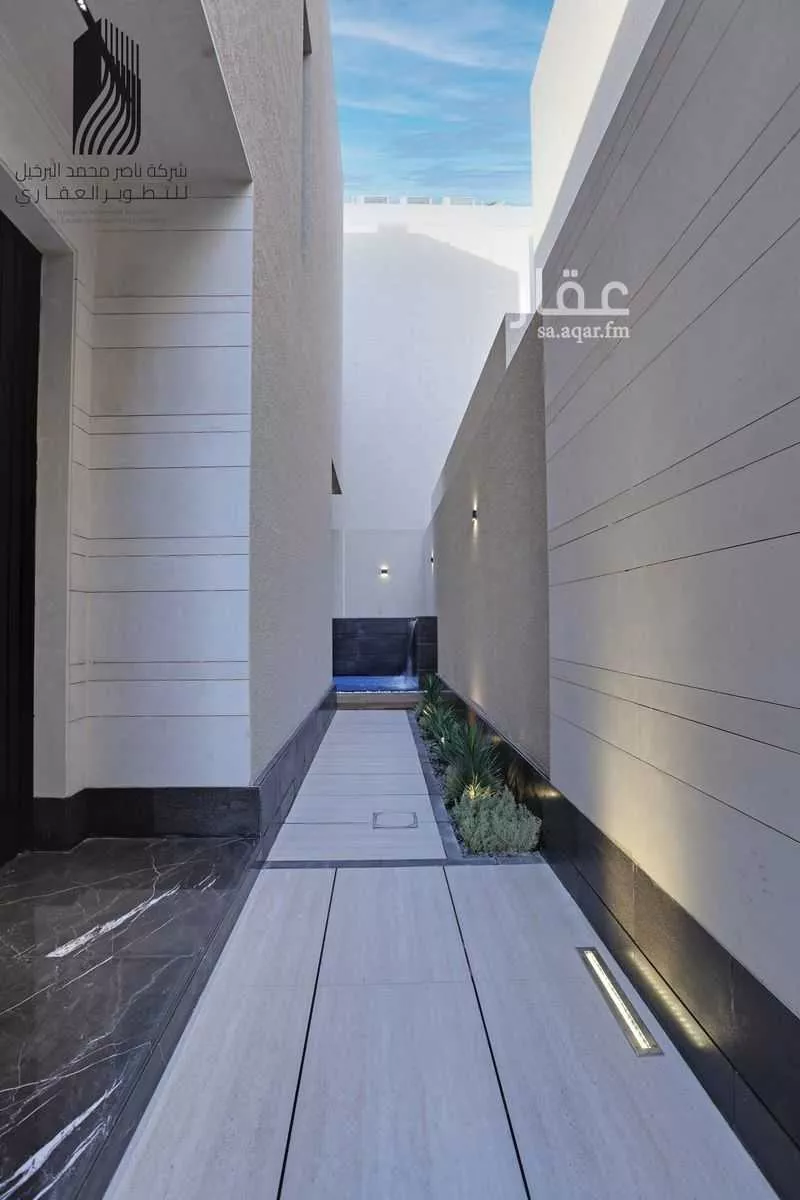 6 bedroom villa in Al Malqa 6