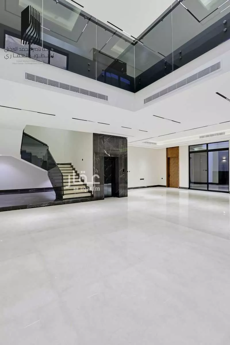 6 bedroom villa in Al Malqa 9
