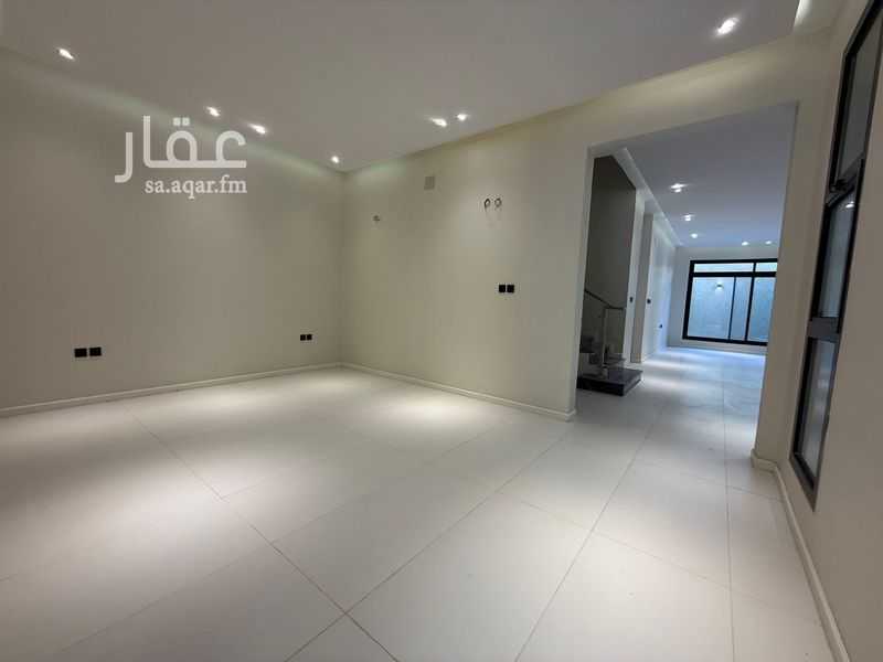 5 bedroom villa in Okaz, Riyadh 4
