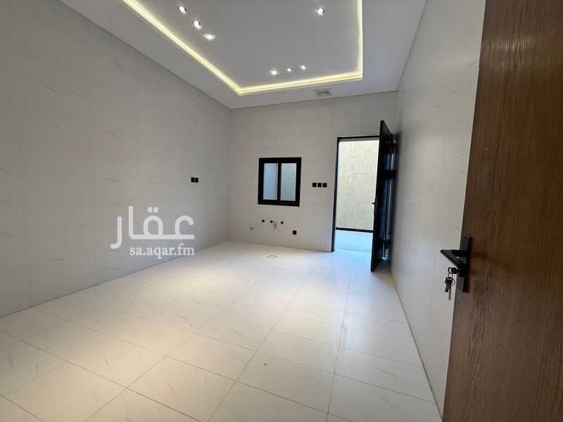 5 bedroom villa in Okaz, Riyadh 7