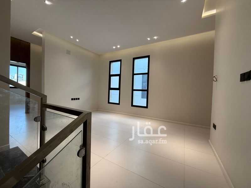 5 bedroom villa in Okaz, Riyadh 9