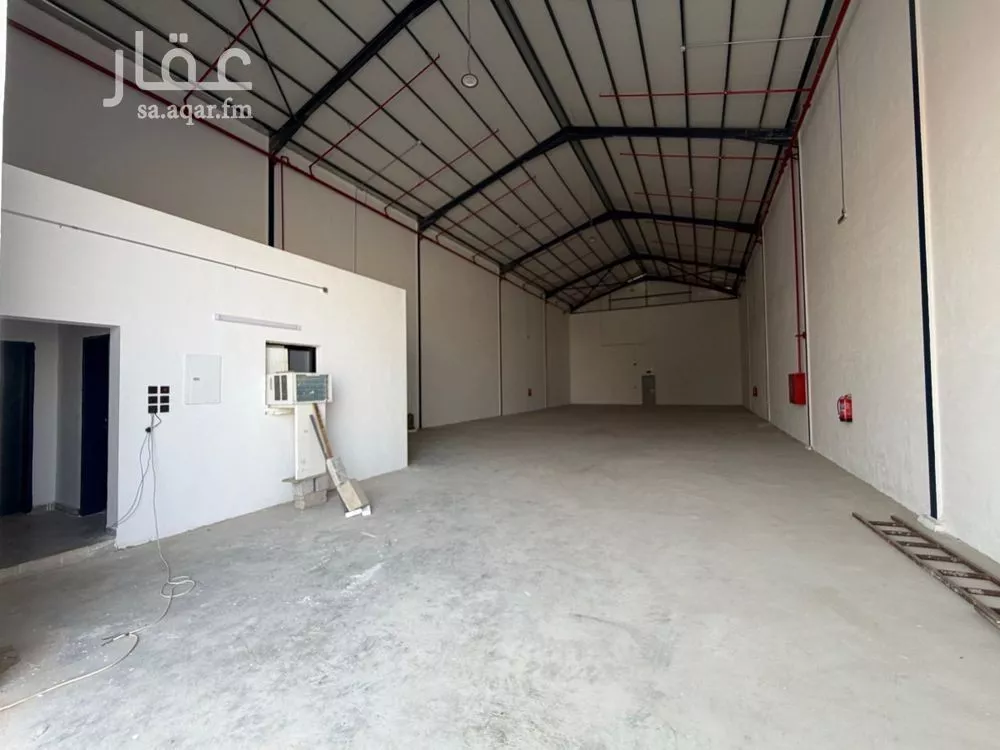 warehouse in Al Farouq, Riyadh 2