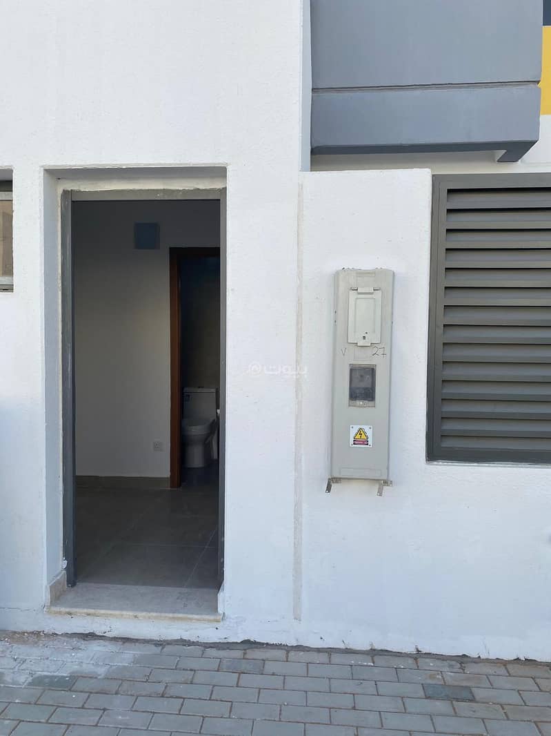 4 bedroom villa in Khuzam, Riyadh 4