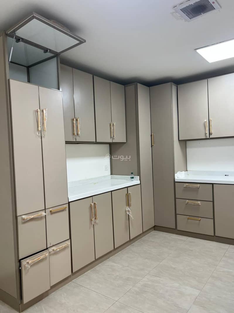 4 bedroom villa in Khuzam, Riyadh 14
