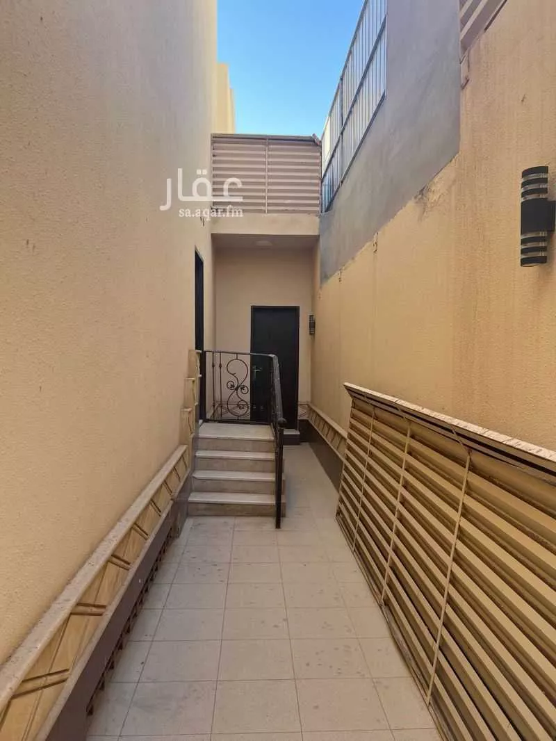 7 bedroom apartment in Al Yasmin 22