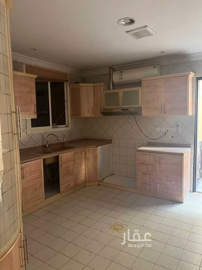 7 bedroom apartment in Al Yasmin 25