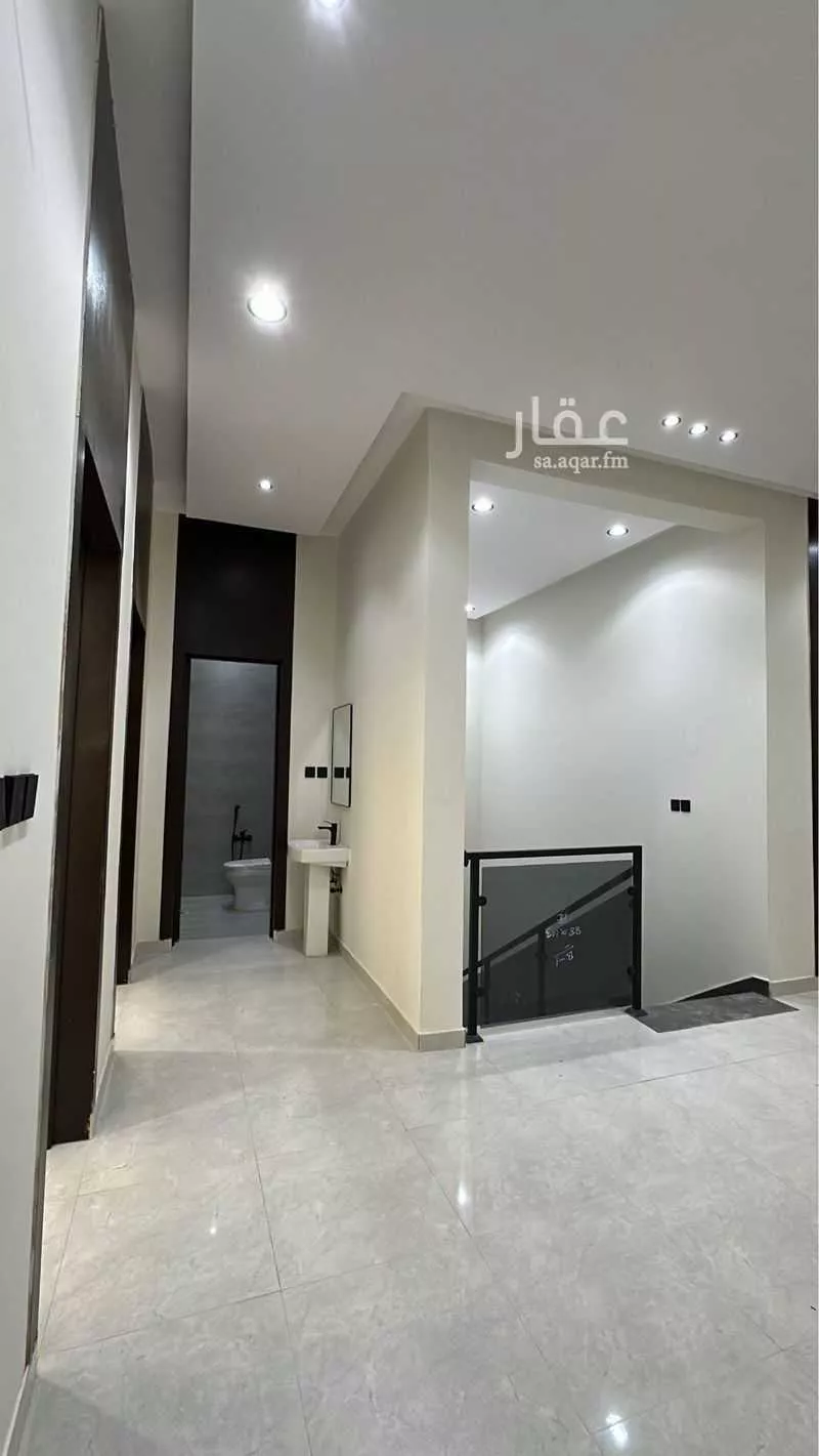 فيلا 5 غرف في الجنادرية 15