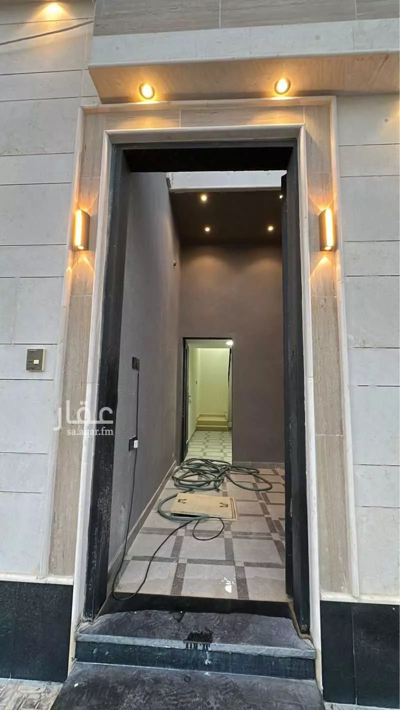 فيلا 5 غرف في الجنادرية 21