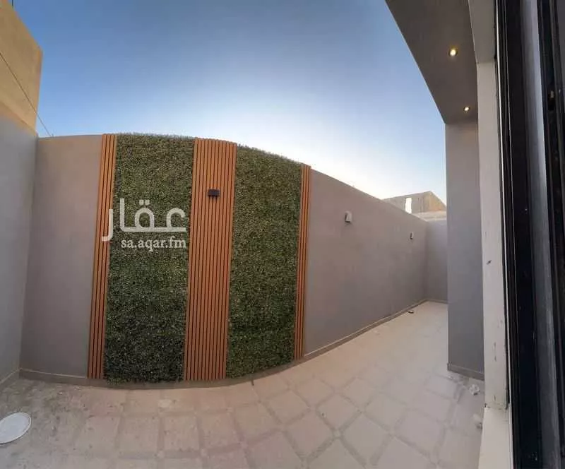 فيلا 5 غرف في الجنادرية 8