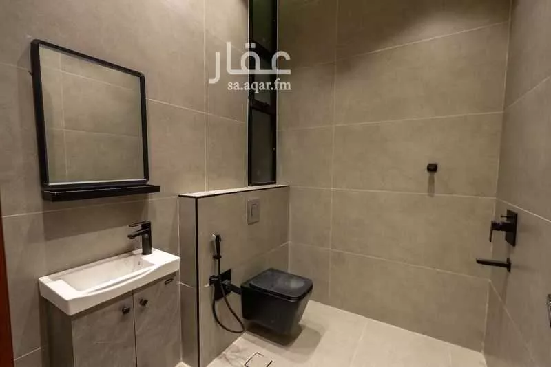 6 bedroom villa in Ash Sharq 13