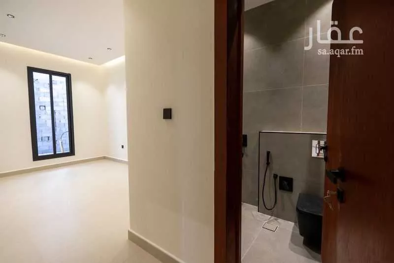 6 bedroom villa in Ash Sharq 17