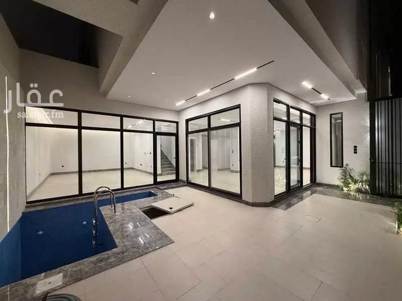 5 bedroom villa in Al Narjis 21
