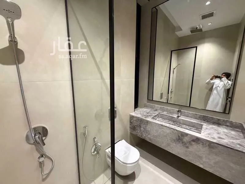 5 bedroom villa in Al Narjis 8