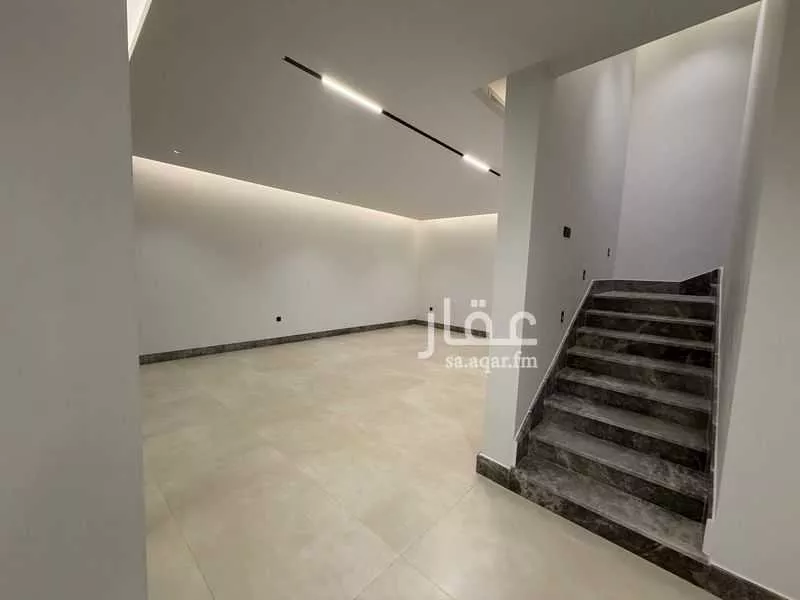 5 bedroom villa in Al Narjis 10