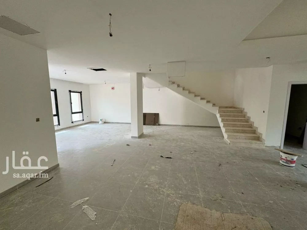 5 bedroom villa in Al Narjis 11