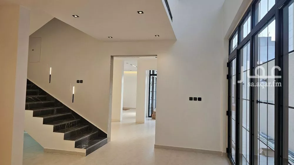 4 bedroom villa in Al Farouq 2